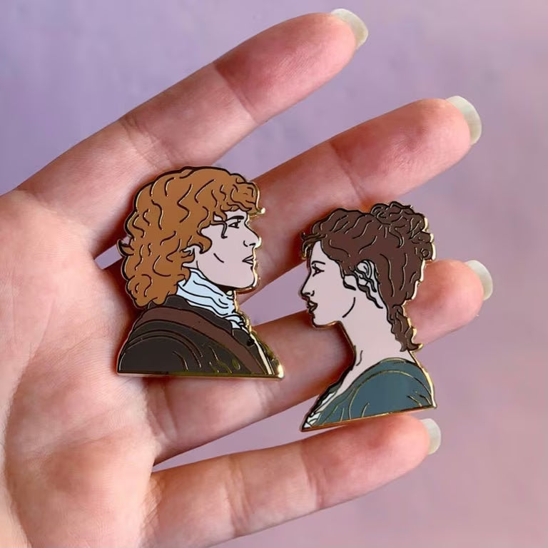 Claire and Jamie pins set
