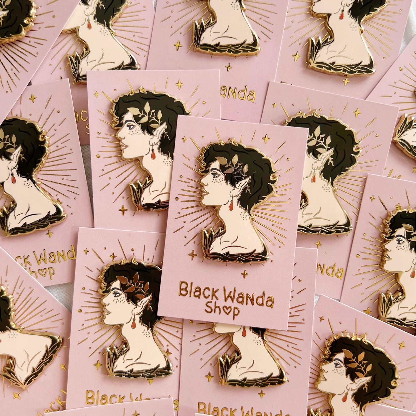 Jude and Cardan pins Set