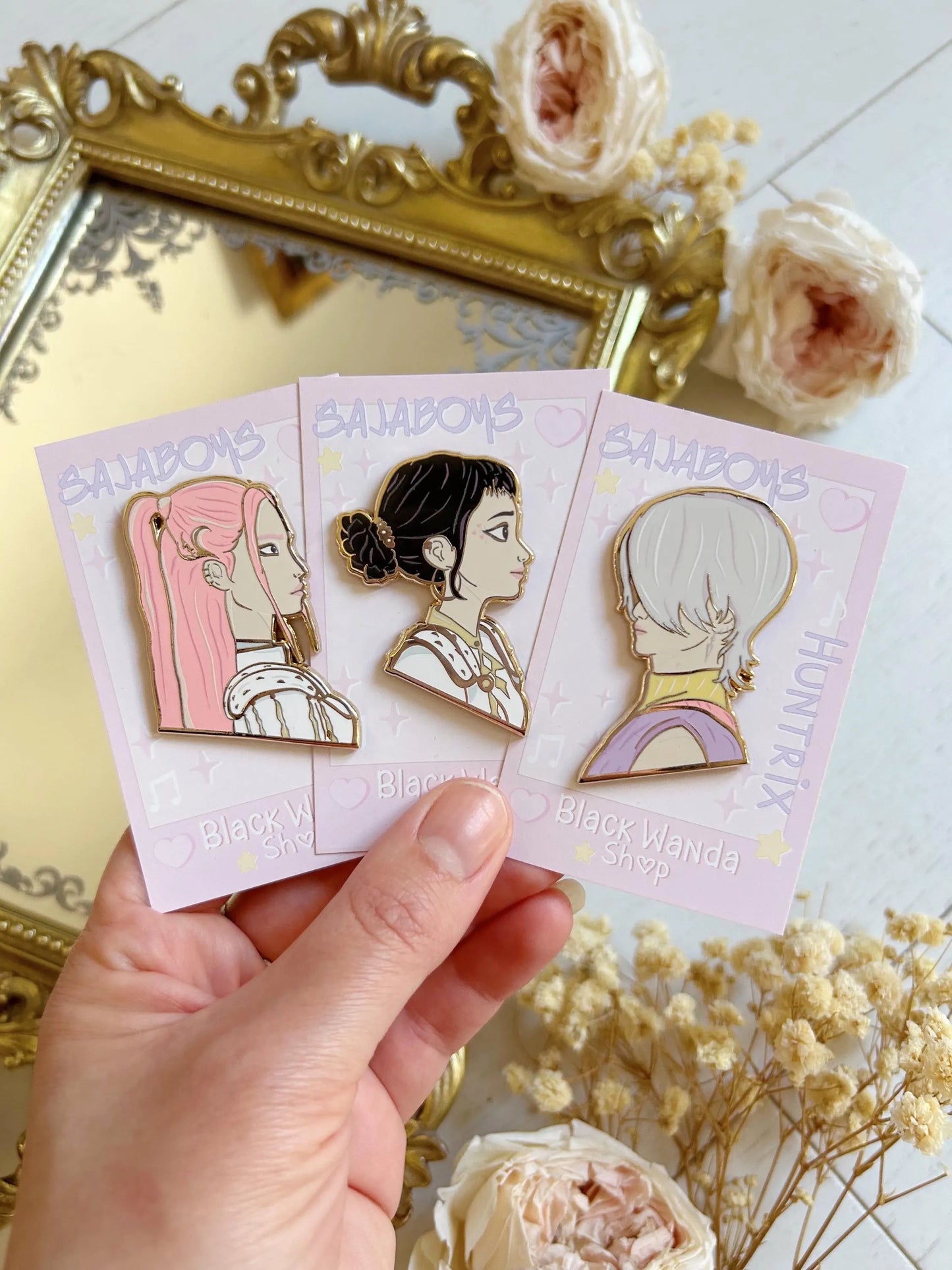 Kpop demon hunters pins profiles new