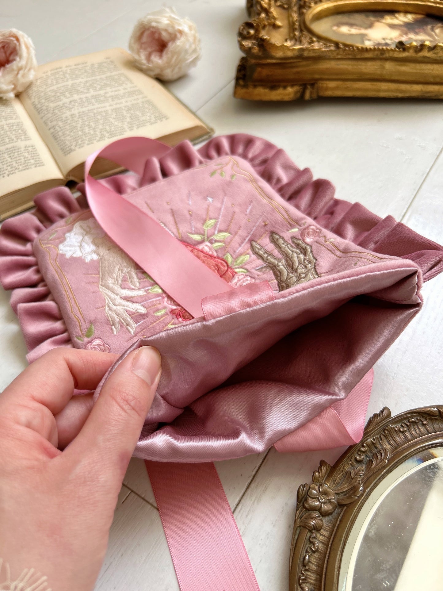 Romantasy e-reader sleeves