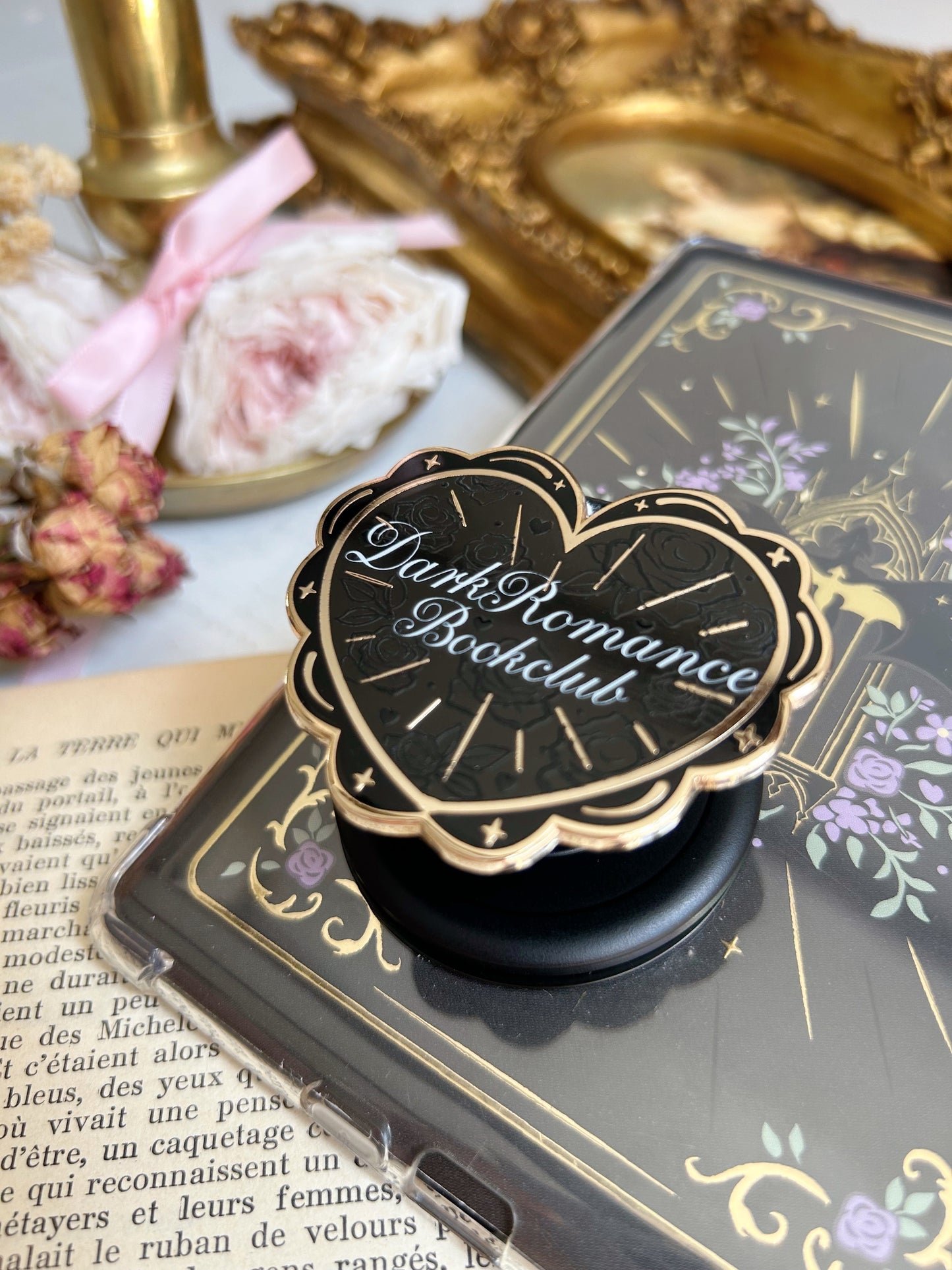 PRE ORDER - Dark Romance Bookclub magnetic grip holder