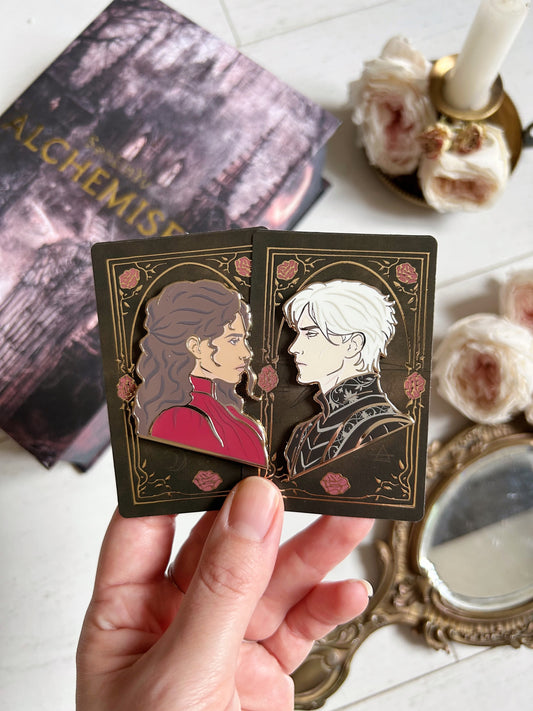 Helena & Kaine profiles pins set