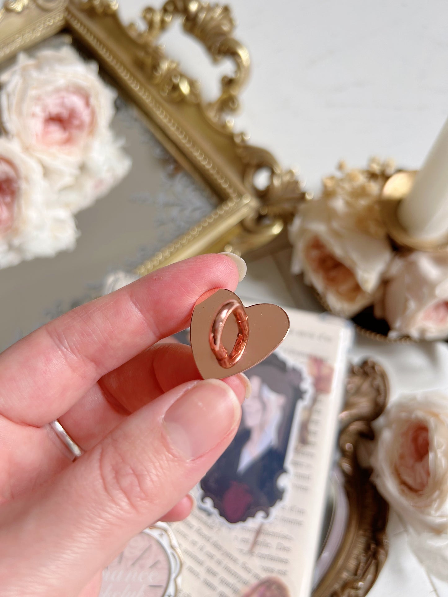 Adhesive Charm Holder for Phones & E-readers