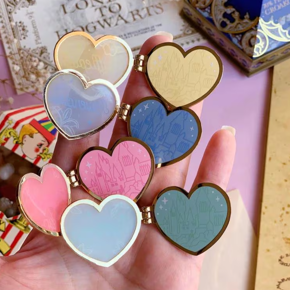 Pins Hogwarts houses hearts