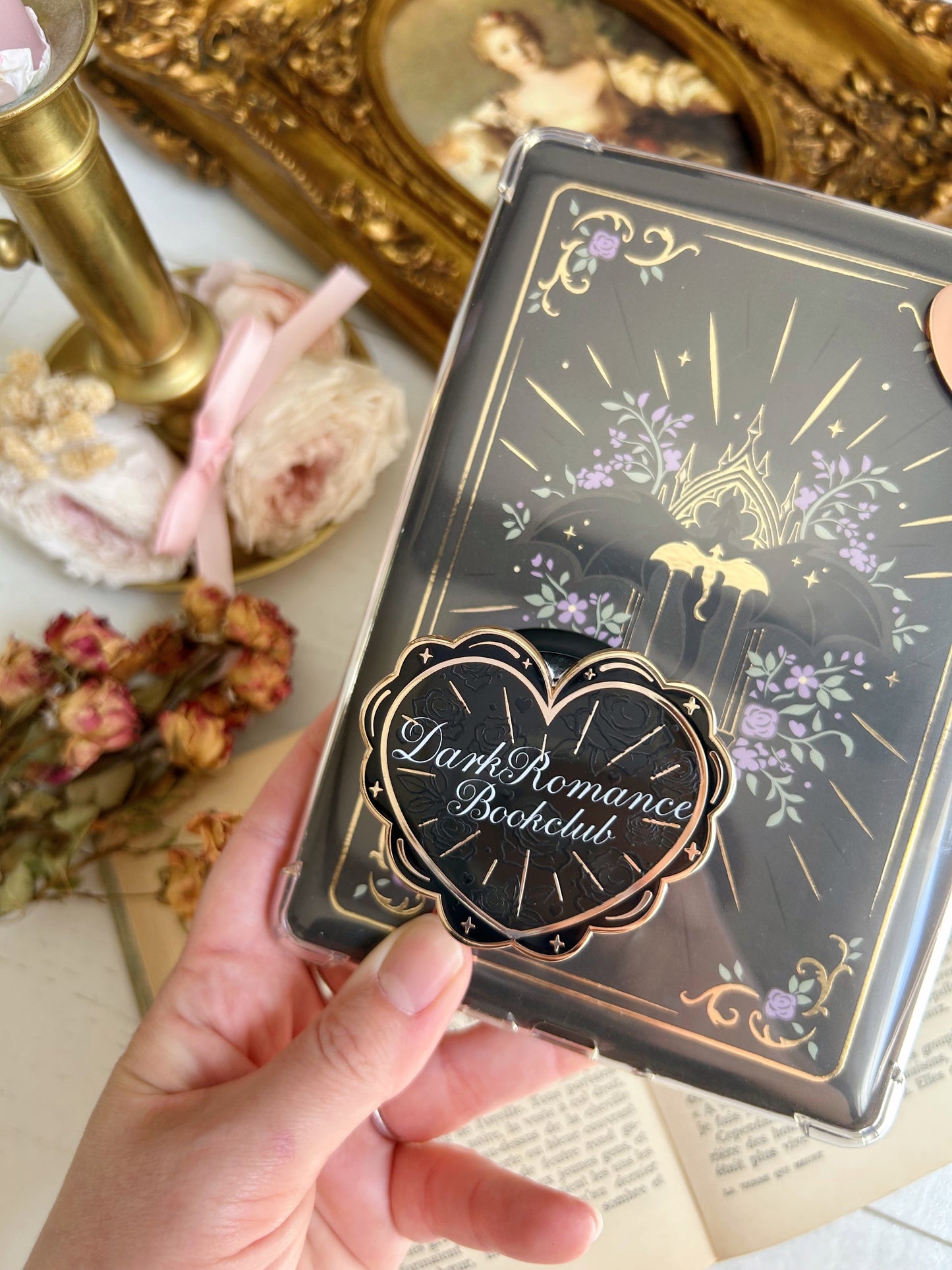 PRE ORDER - Dark Romance Bookclub magnetic grip holder