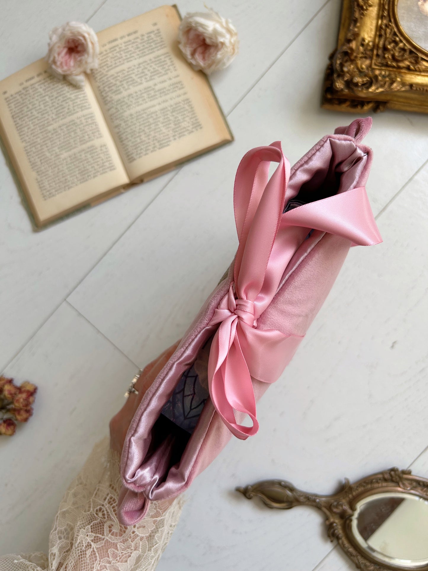 PRE ORDER - Romantasy Book sleeves