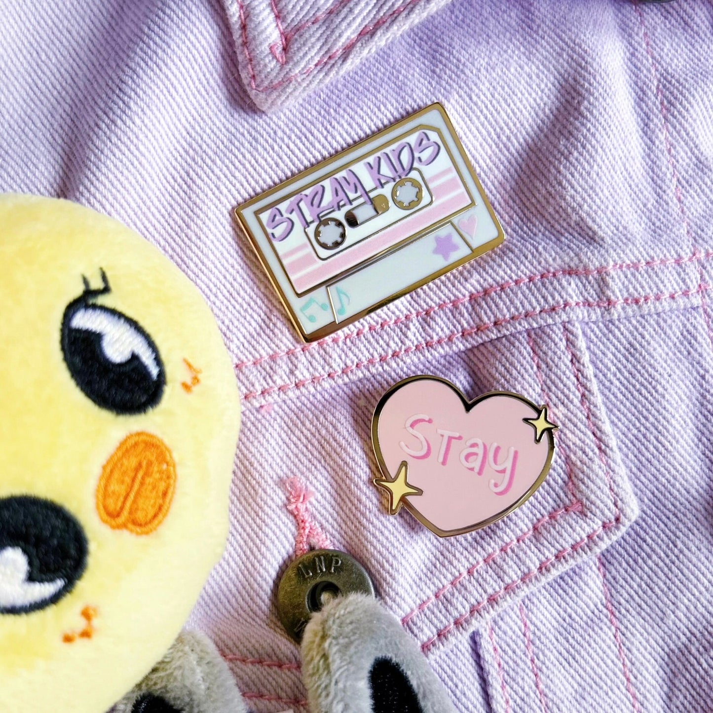 Kpop tapes pins