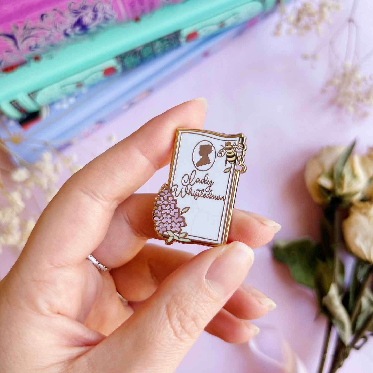 Pins paper lady whistledown