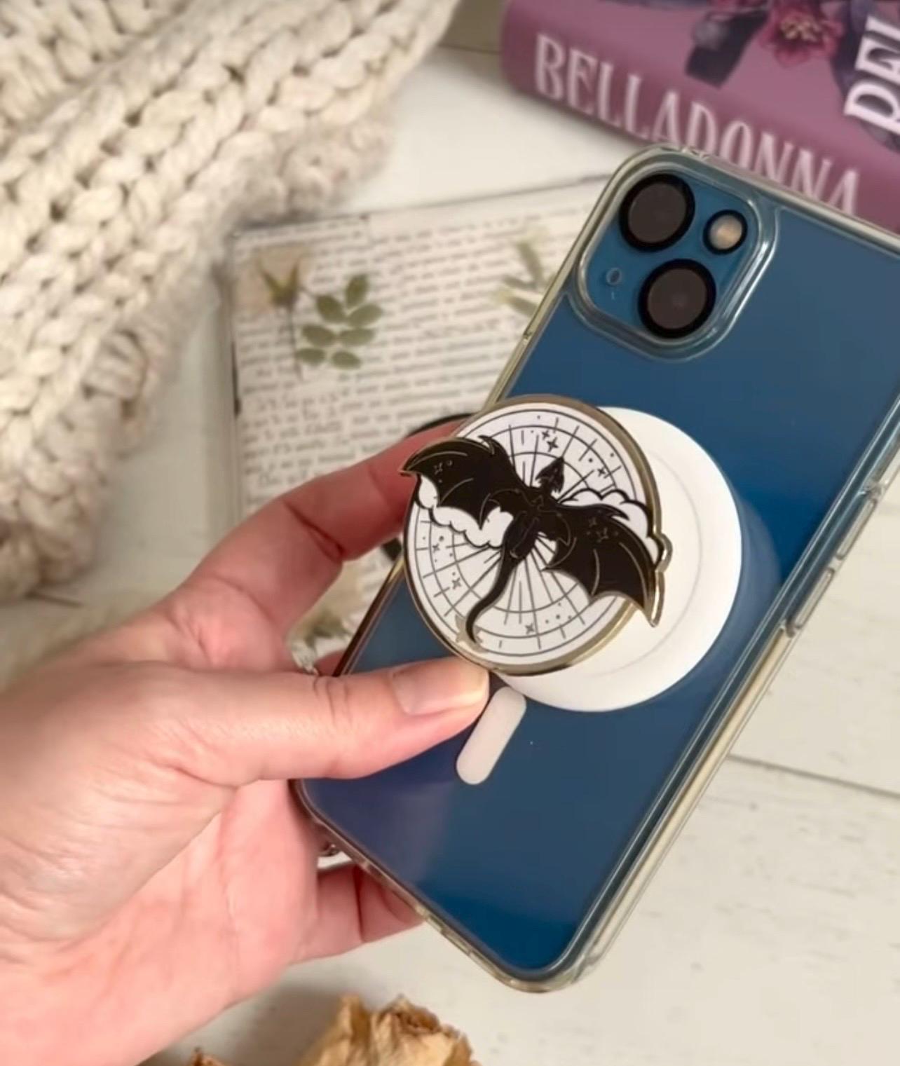 Fourth Wing White magnetic holder grip