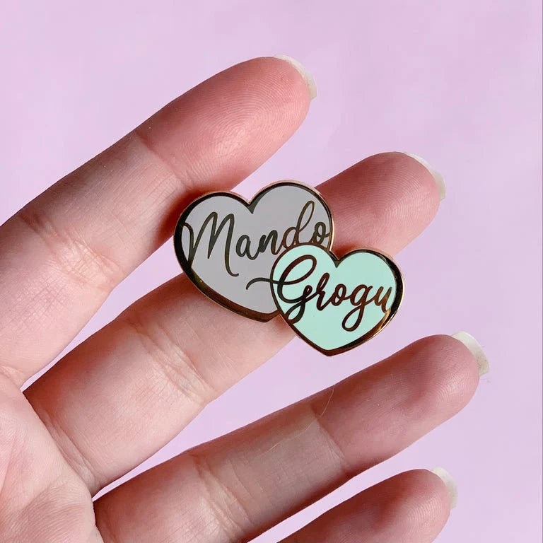 Pins Grogu & Mando hearts