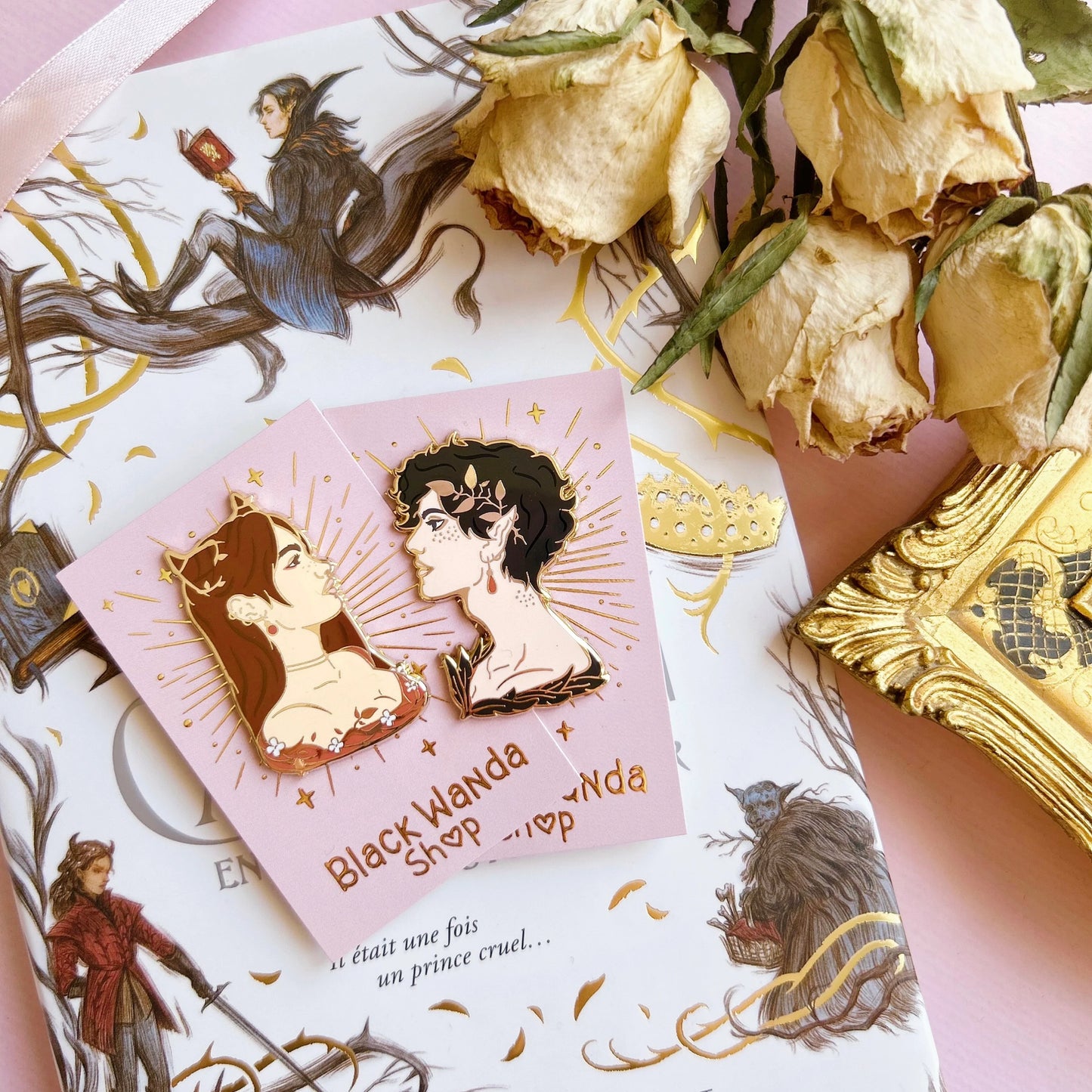 Jude and Cardan pins Set