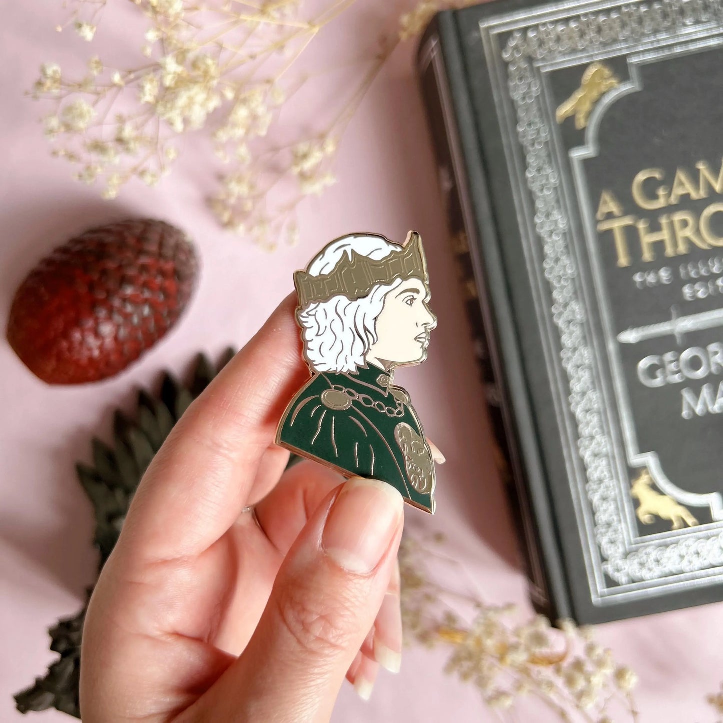 House of the dragon Aegon and Aemond pins